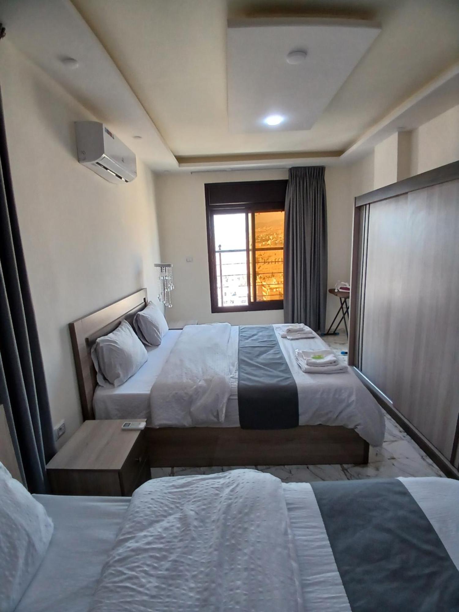 Dream House Hotel Jarash Exterior photo